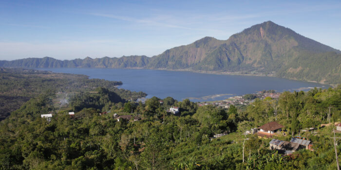 Admirez la Beauté du Lac Toba