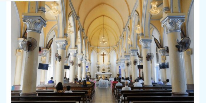 Explorer la Beauté Naturelle Da Nang Cathedral