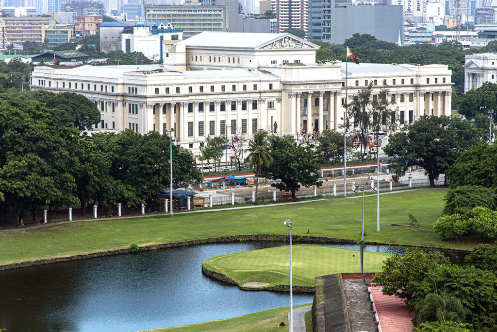 Manila (Intramuros- Rizal Park- National Museum)