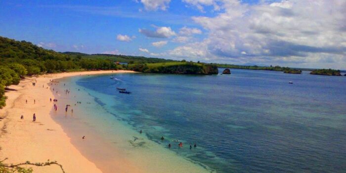 Pantai Pink (Tangsi Beach)