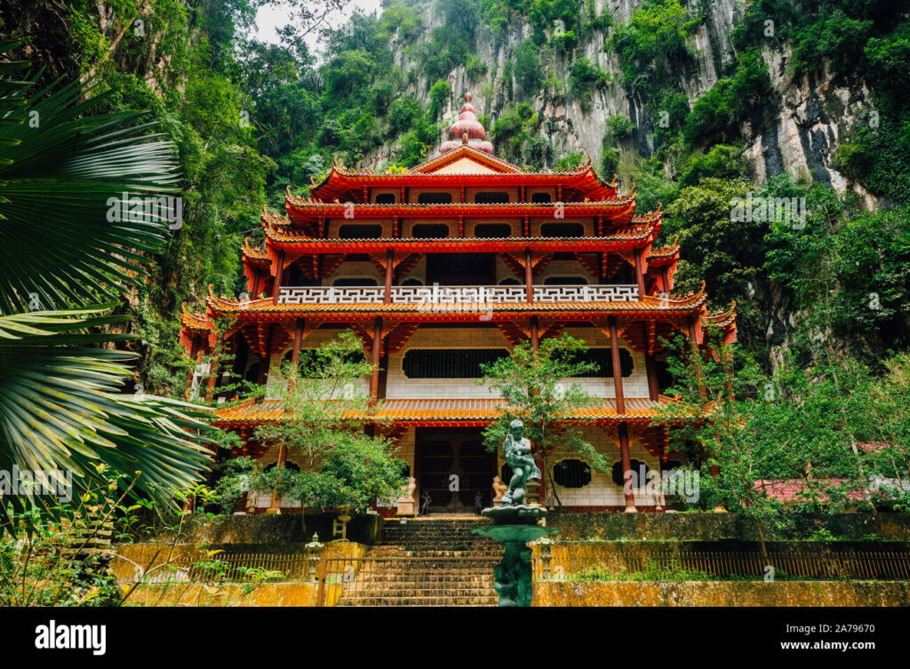 Sam Poh Tong Temple- Perak