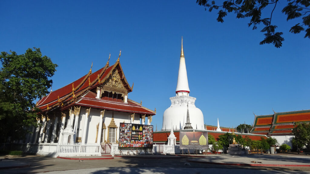 Wat Pah Mahathat- Khammouane Province