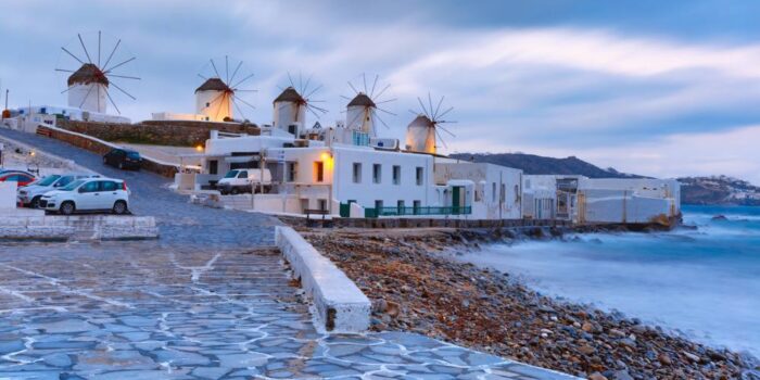 Guide complet du tourisme à Milos Cyclades: Découvrez les trésors cachés de cette île grecque