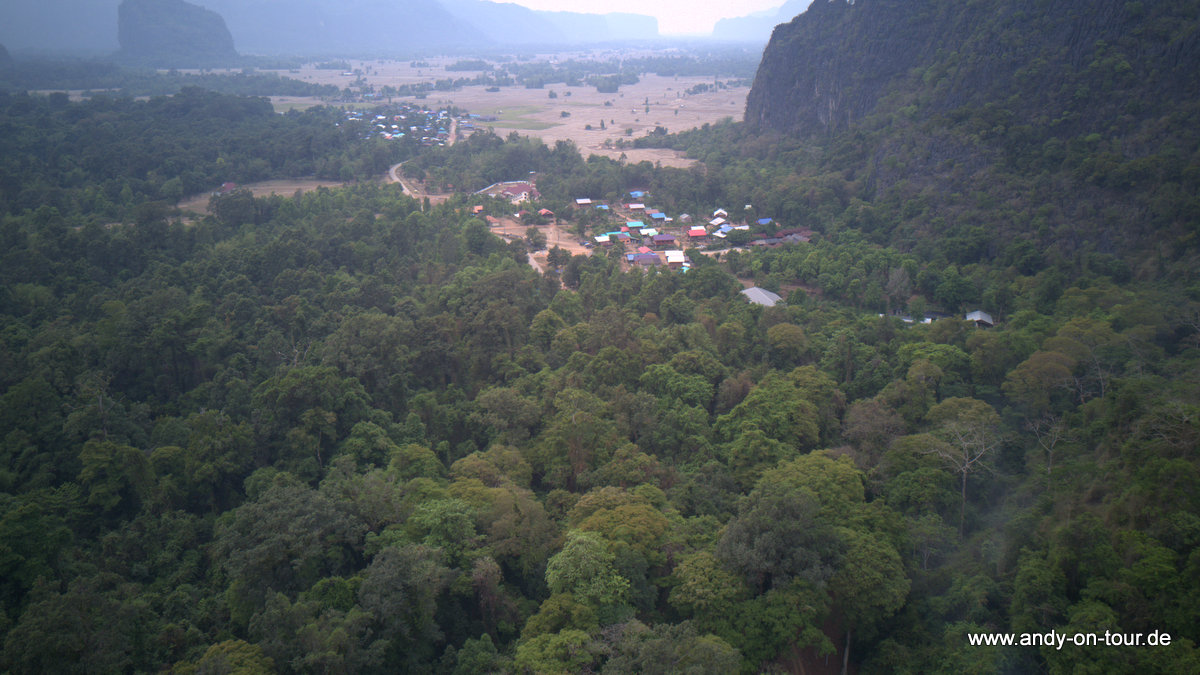 Khammouane Province (Wat Pha Khaow- Tham Kang cave- Ban Nong Bua)