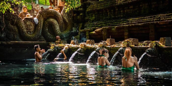 Les Sources Sacrées de Tirta Empul